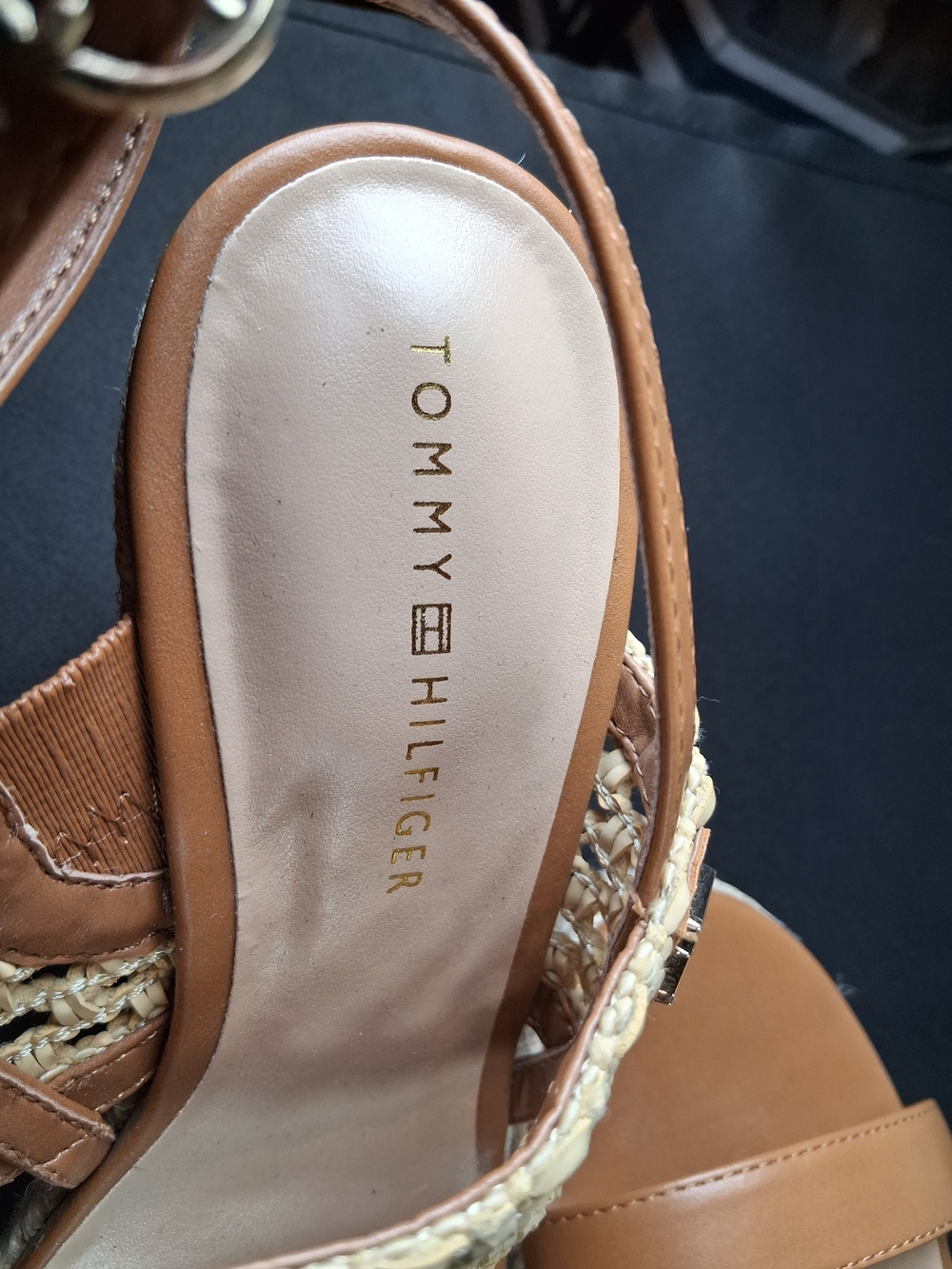 SKU99 Tommy Hilfiger Tan and Natural Crochet Espadrille Wedge Sandals Size 8 - Picture 5 of 6